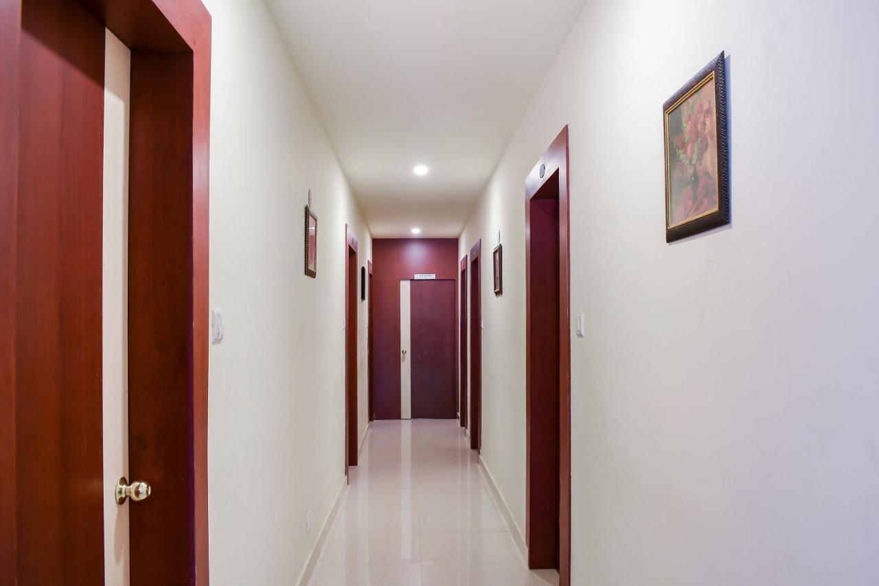 Capital O 67249 Hotel Planet Bhubaneswar Buitenkant foto