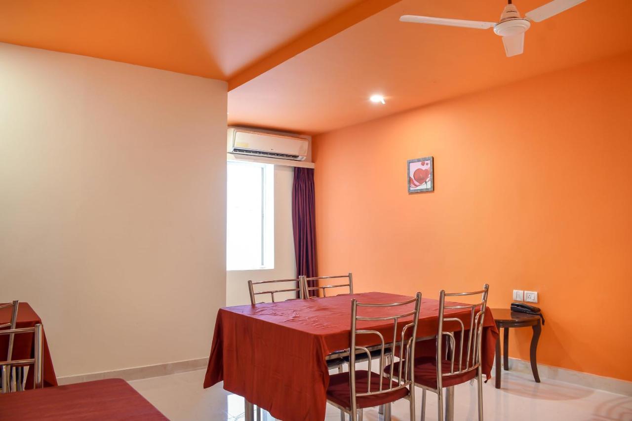 Capital O 67249 Hotel Planet Bhubaneswar Buitenkant foto