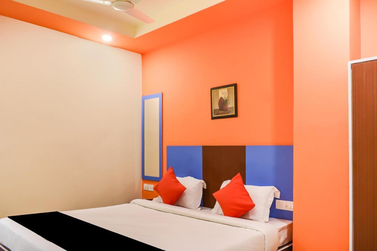 Capital O 67249 Hotel Planet Bhubaneswar Buitenkant foto
