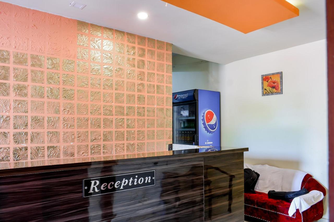 Capital O 67249 Hotel Planet Bhubaneswar Buitenkant foto