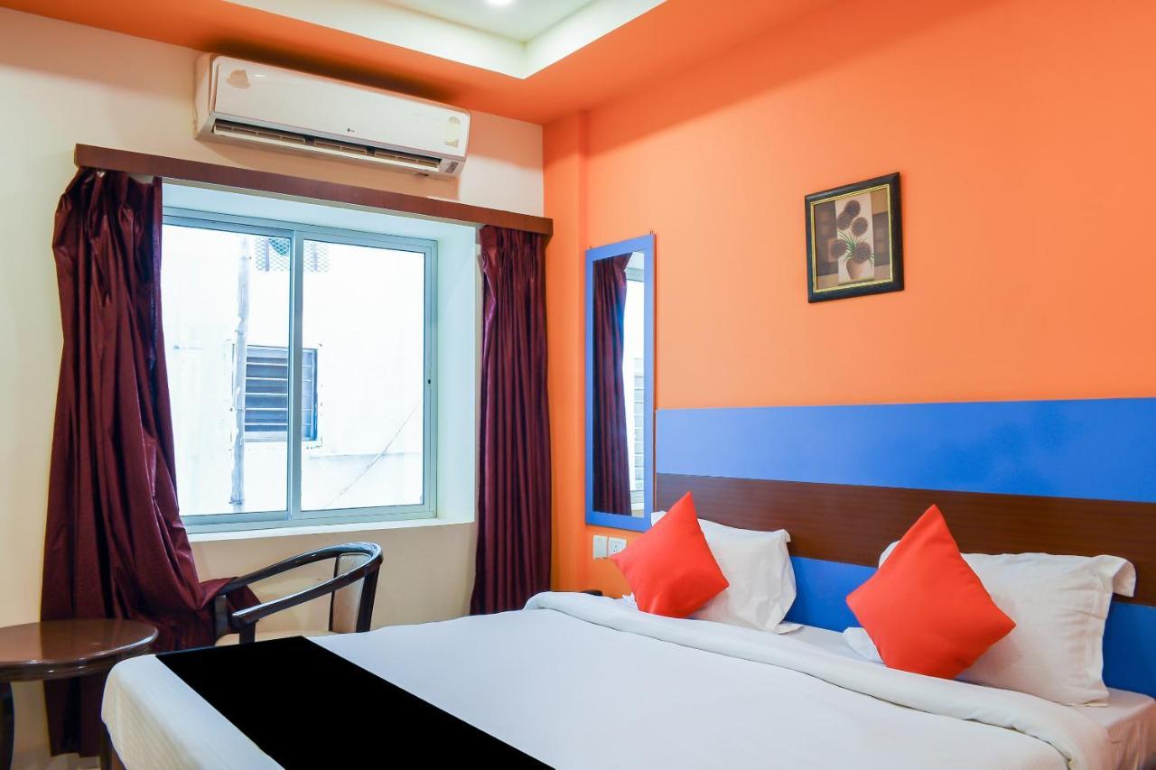 Capital O 67249 Hotel Planet Bhubaneswar Buitenkant foto